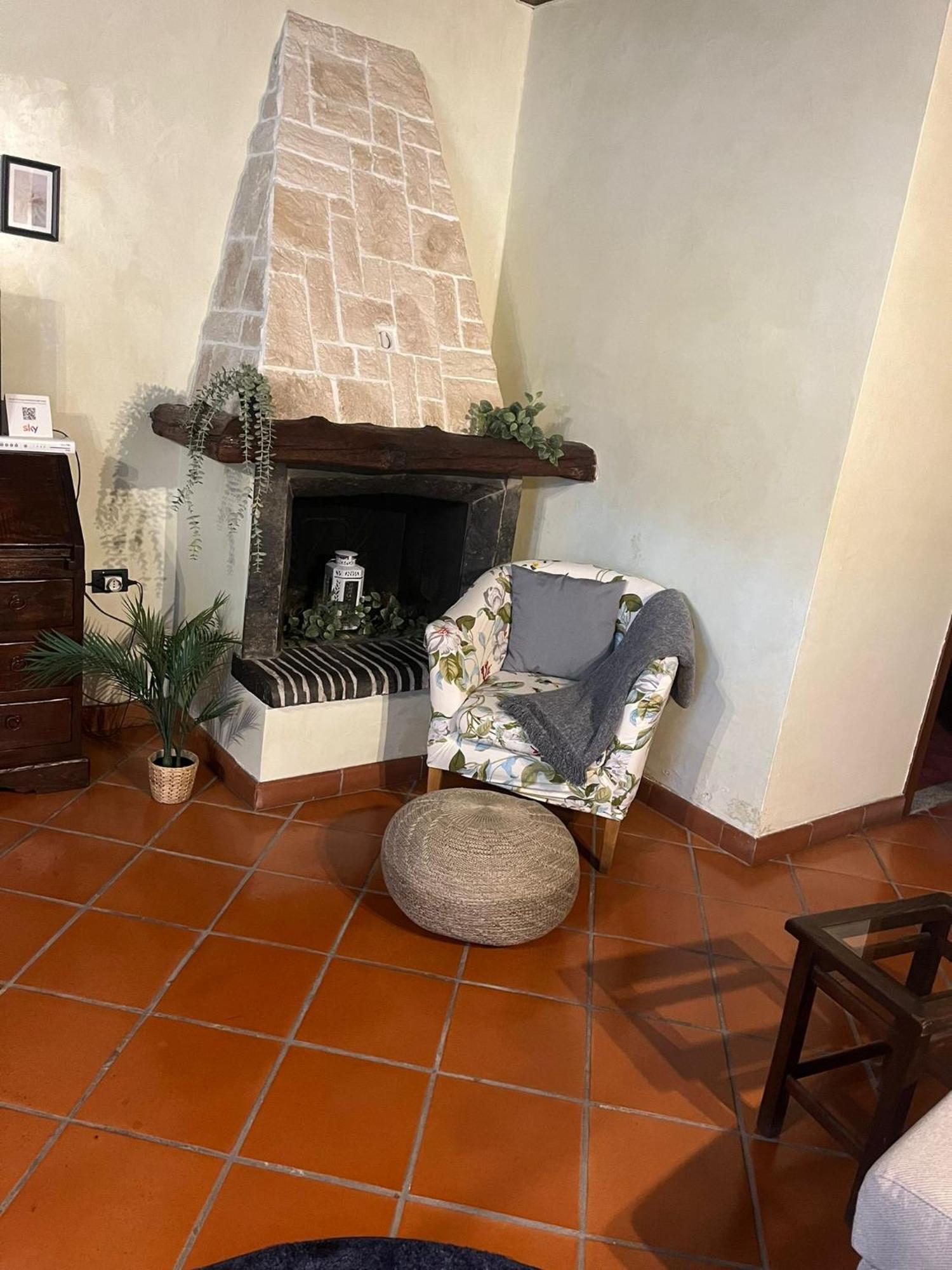 Bilocale Dafne Abbadesse Guest House Milan Exterior photo